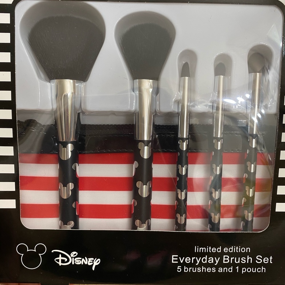 Mickey Mouse brush set SOLD